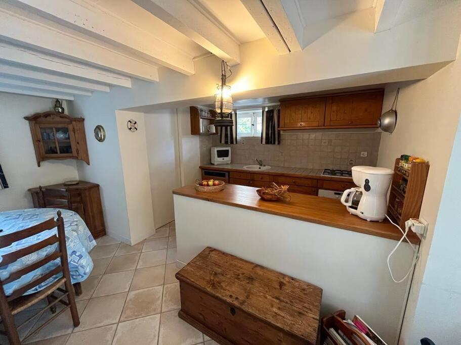 Maison A 100 M De La Et Proche Du Centre Holiday home Jullouville-les-Pins