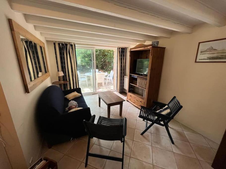 Maison A 100 M De La Et Proche Du Centre